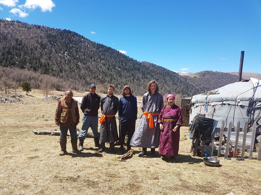 Vast Mongolia Tour & Hostel Улан-Батор Экстерьер фото